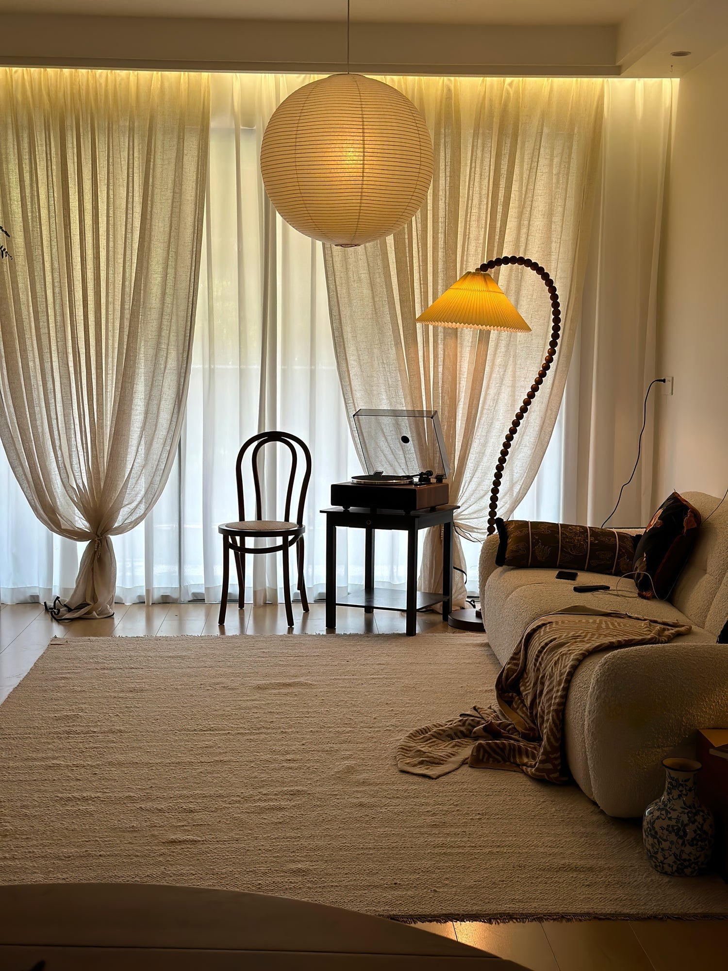 Wooden Bead Floor Lamp Floor lamp