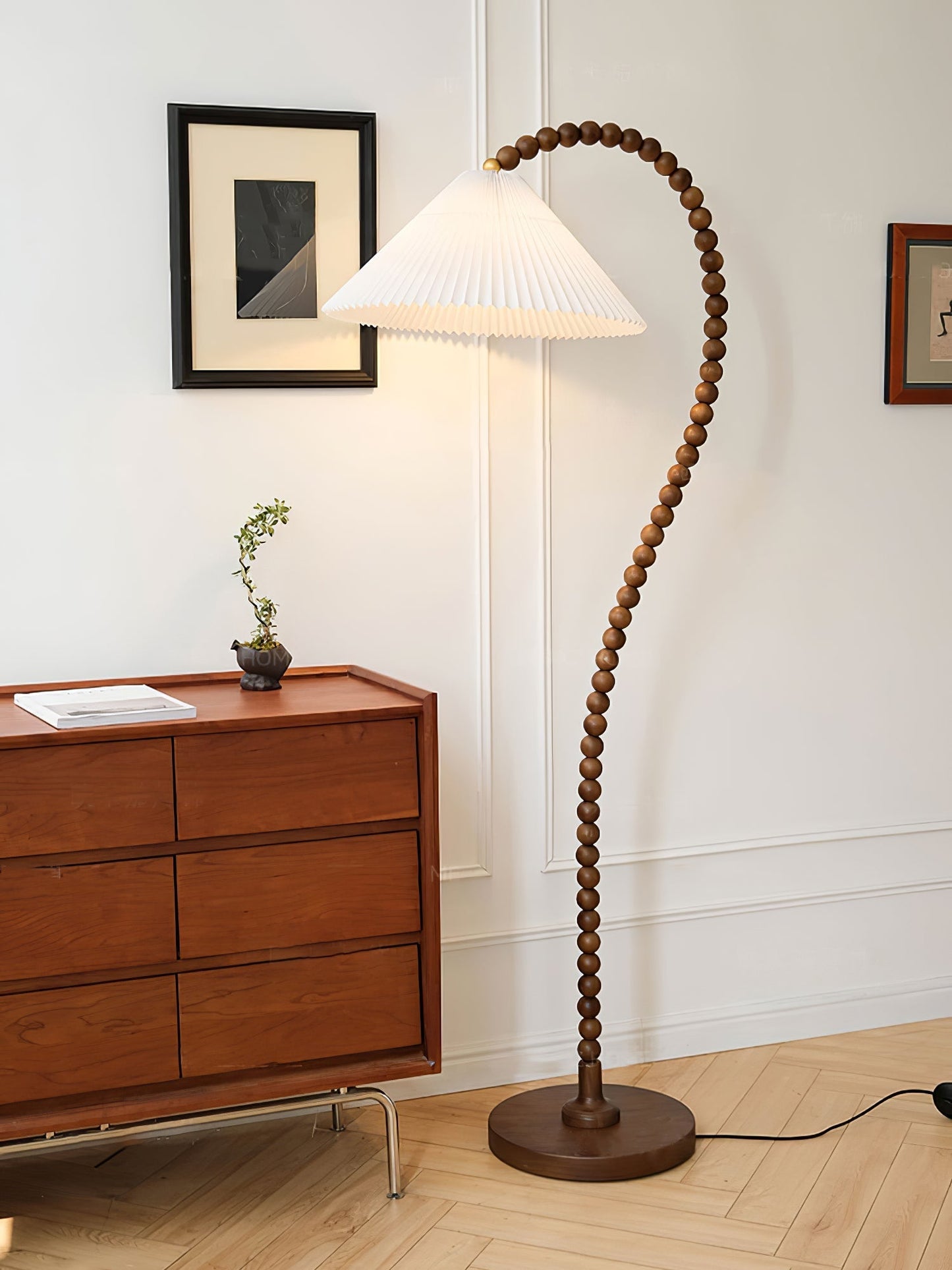 Wooden Bead Floor Lamp Floor lamp