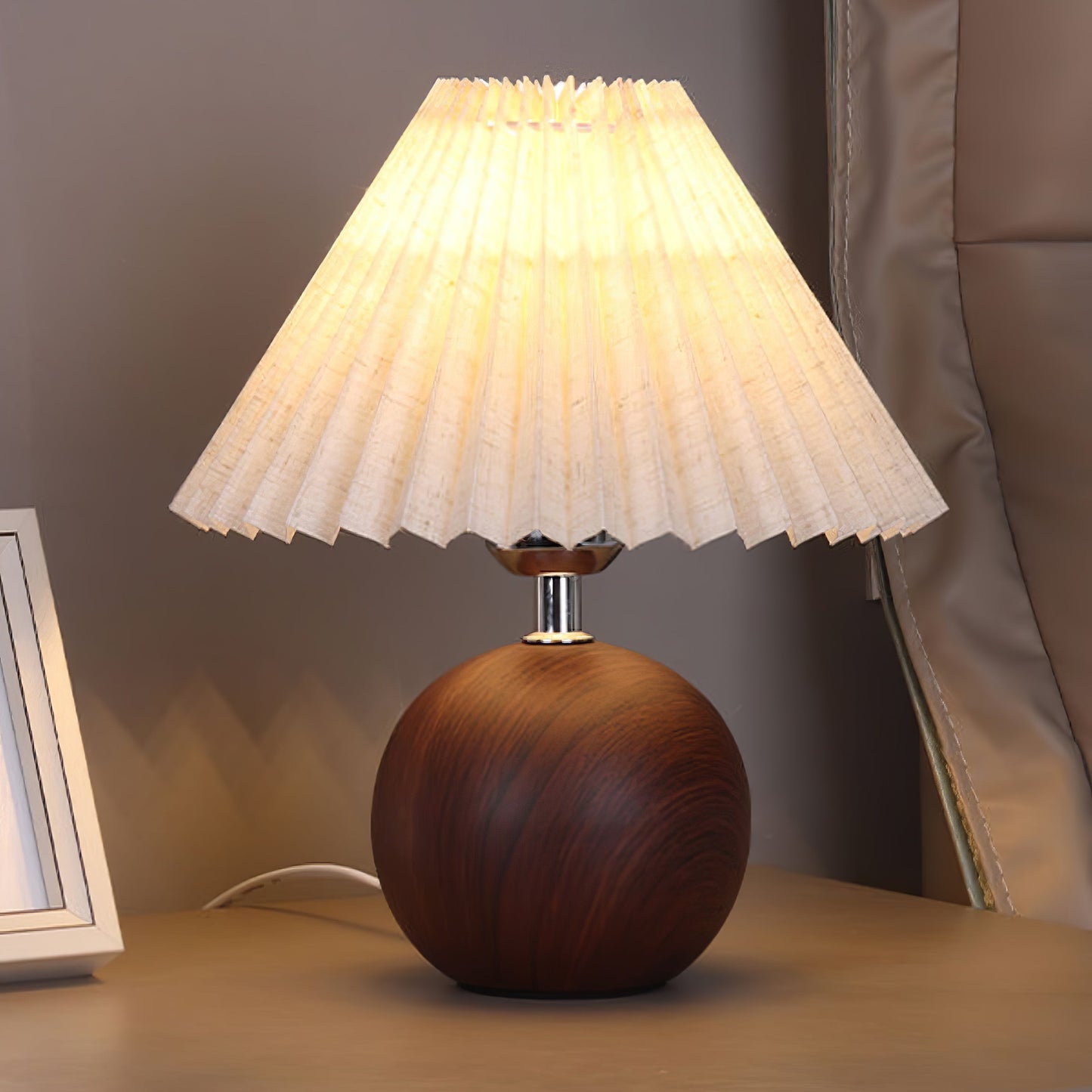 Wooden Pleated Table Lamp Table lamp