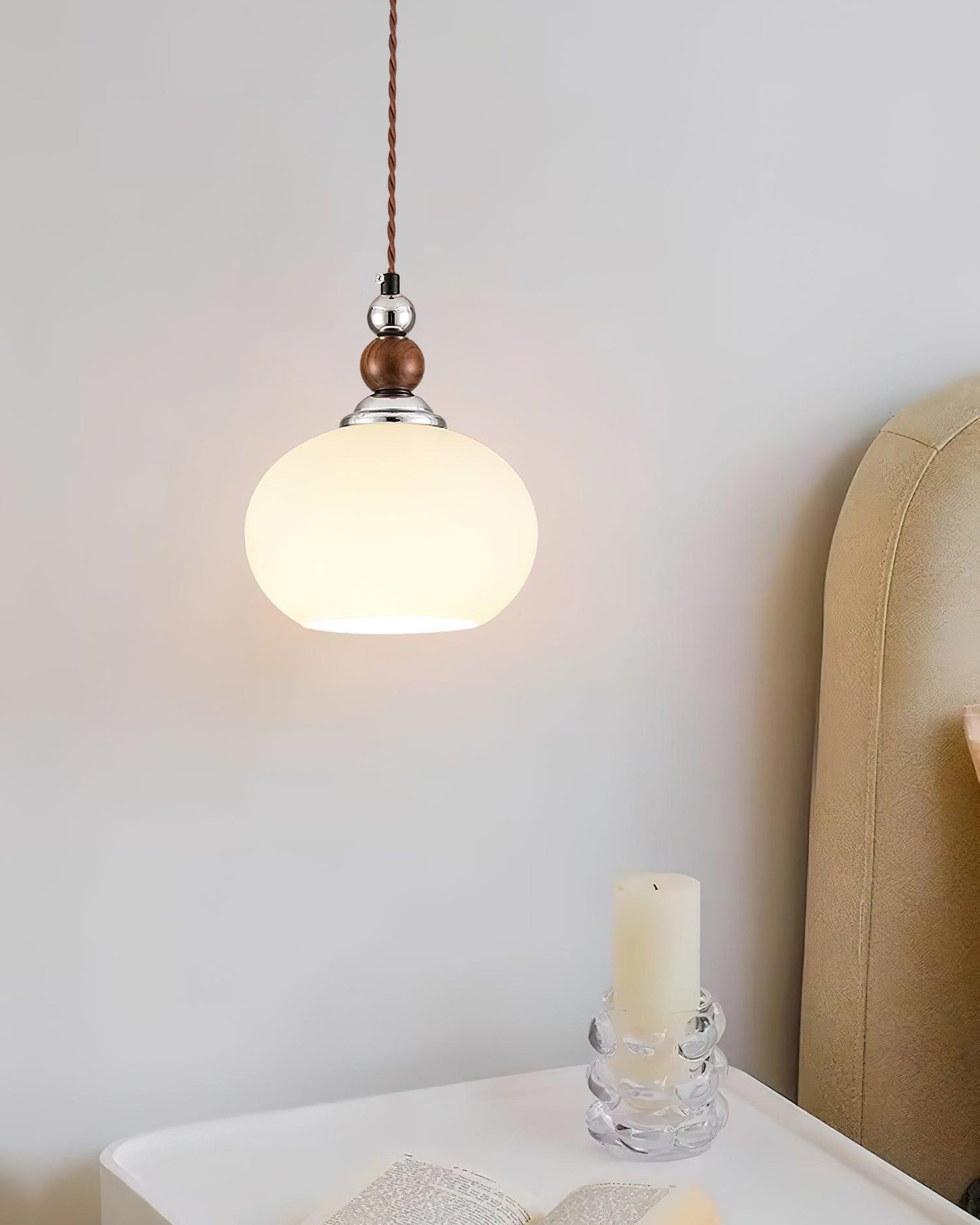 Yisi Po Pendant Lamp Dia 7.1″ x H 4.7″ / Dia 18cm x H 12cm / Walnut color & Chrome Pendant light