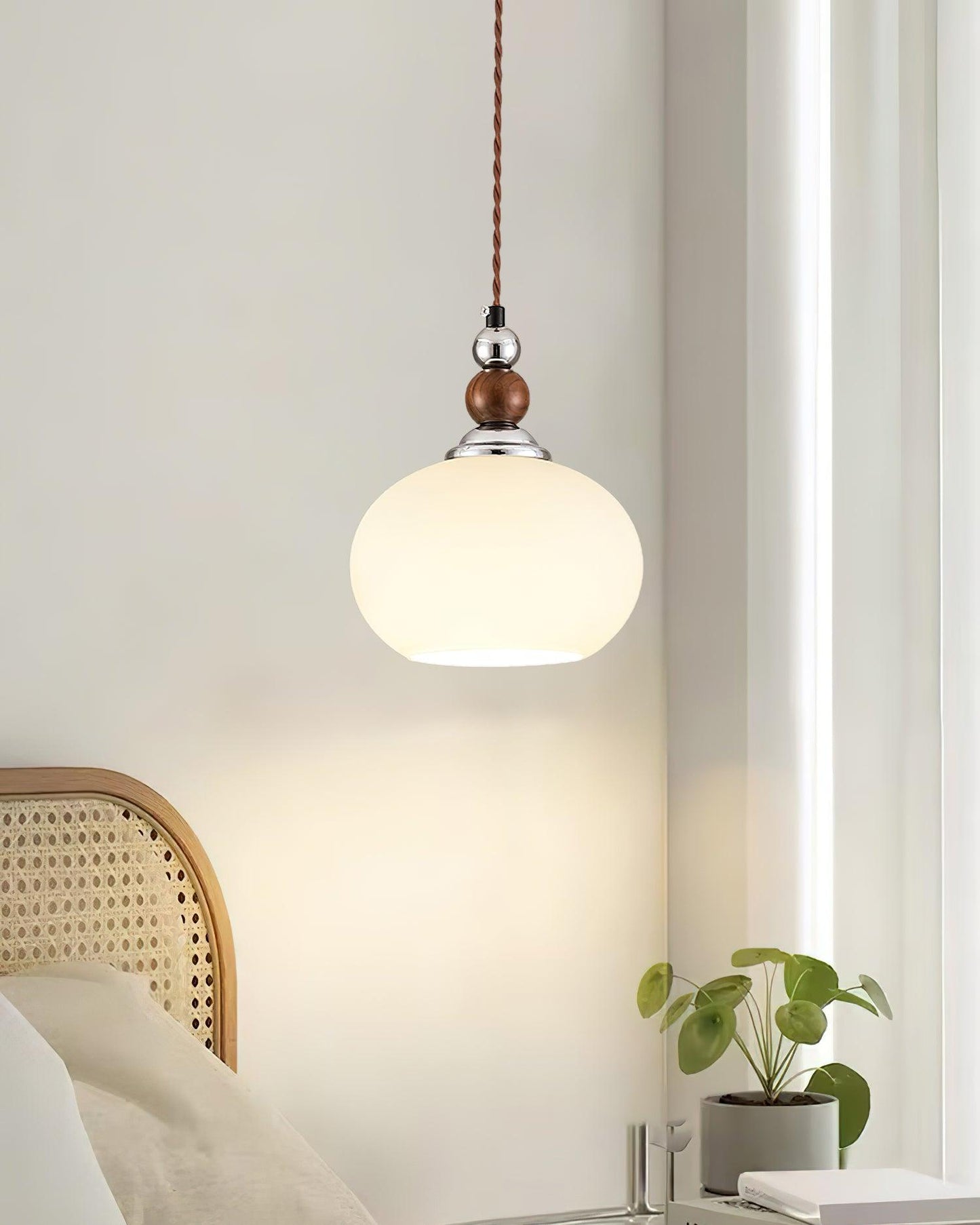 Yisi Po Pendant Lamp Dia 7.1″ x H 4.7″ / Dia 18cm x H 12cm / Walnut color & Chrome Pendant light