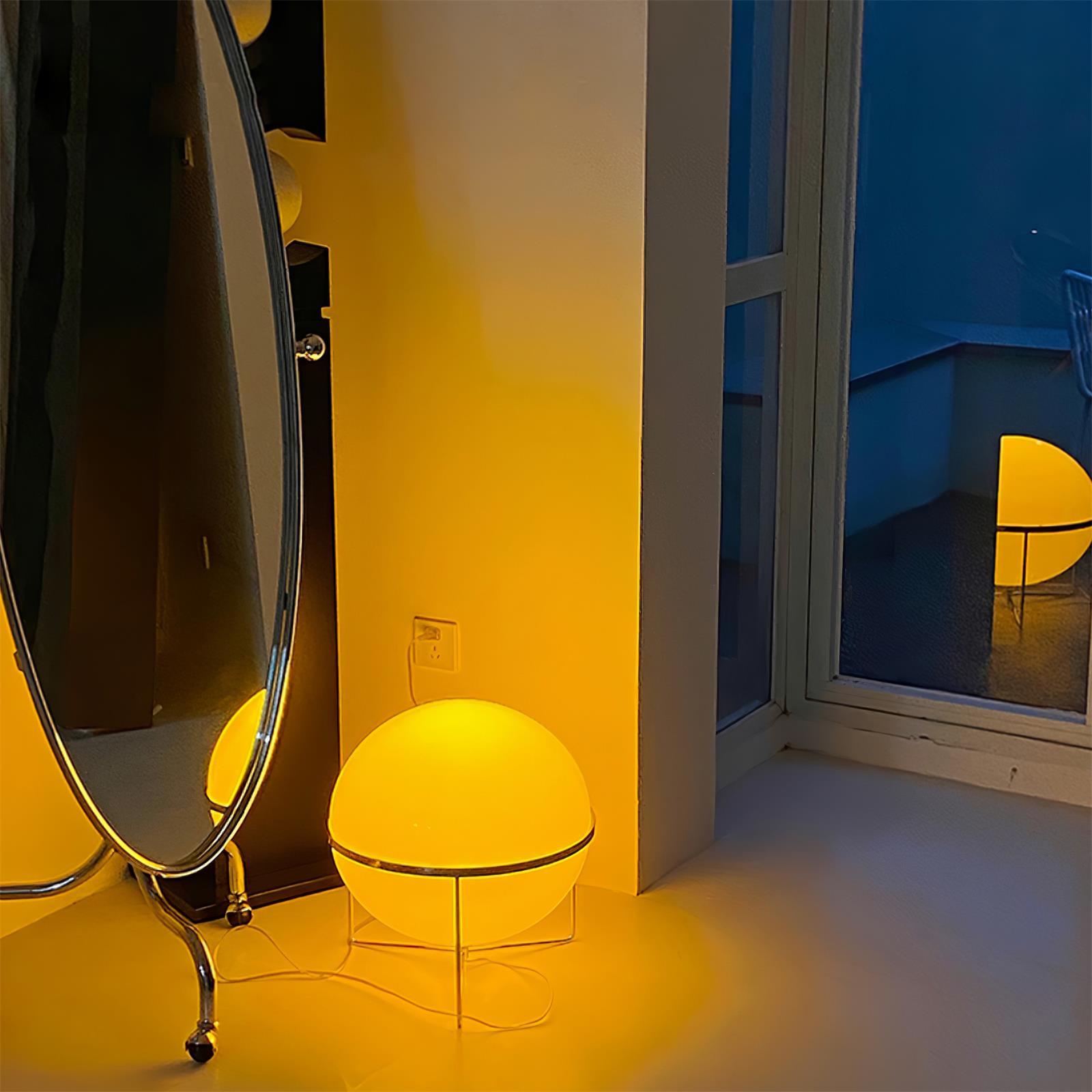 Yolk Table Lamp Table lamp