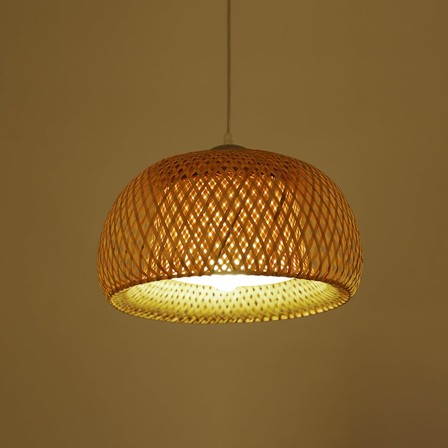 Zenith Bamboo Pendant Light Dia 18.1″ x H 8.7″ / Dia 46cm x H 22cm / Chrome & Natural rattan Pendant light