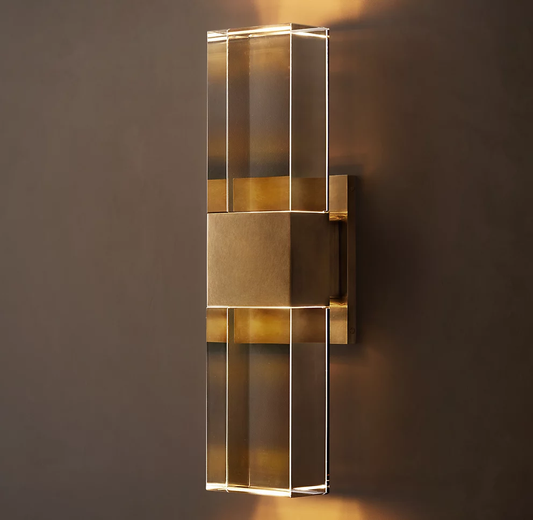 Serra Linear Sconce