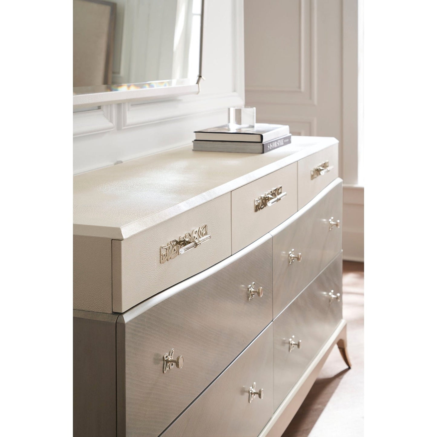 Caracole Classic Tempo Dresser
