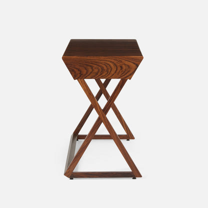 Eleonor Desk